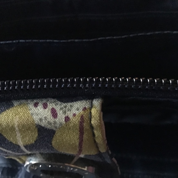 Vera Bradley Navy Turn Lock Zip Around Wallet - Picture 6 of 6